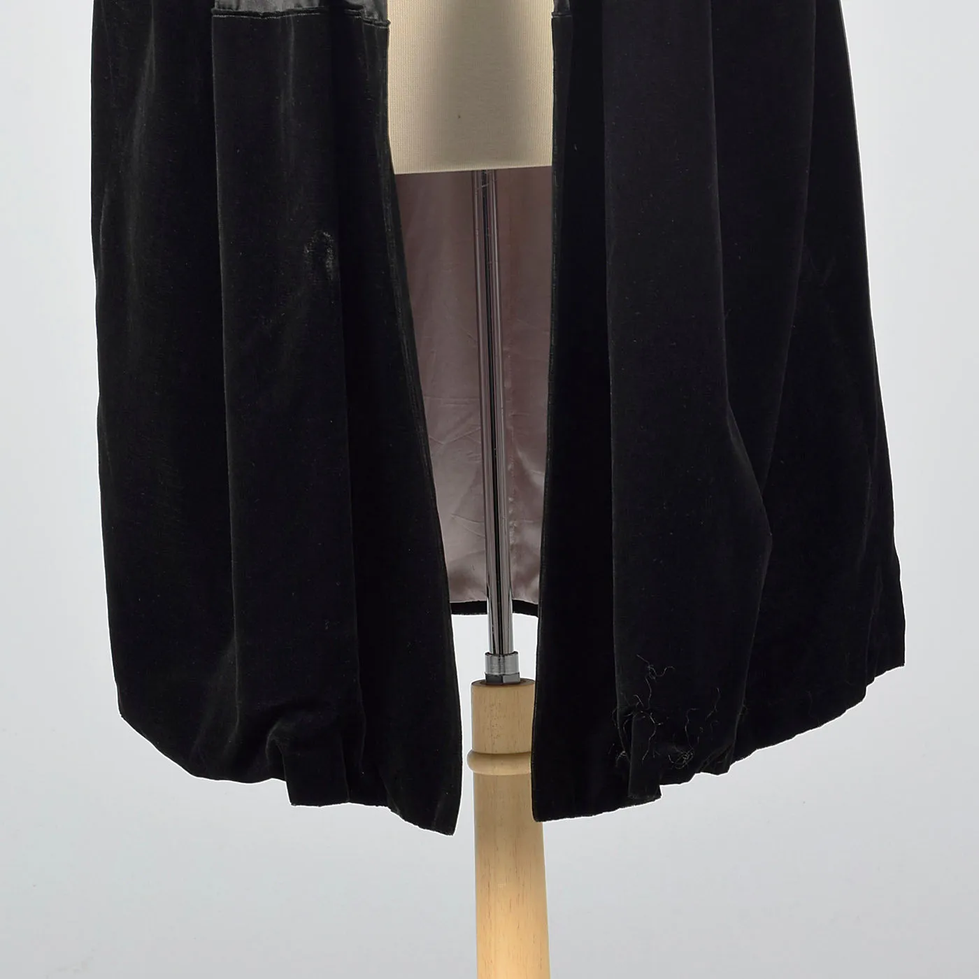 1930s Black Cape with Velvet Trim
