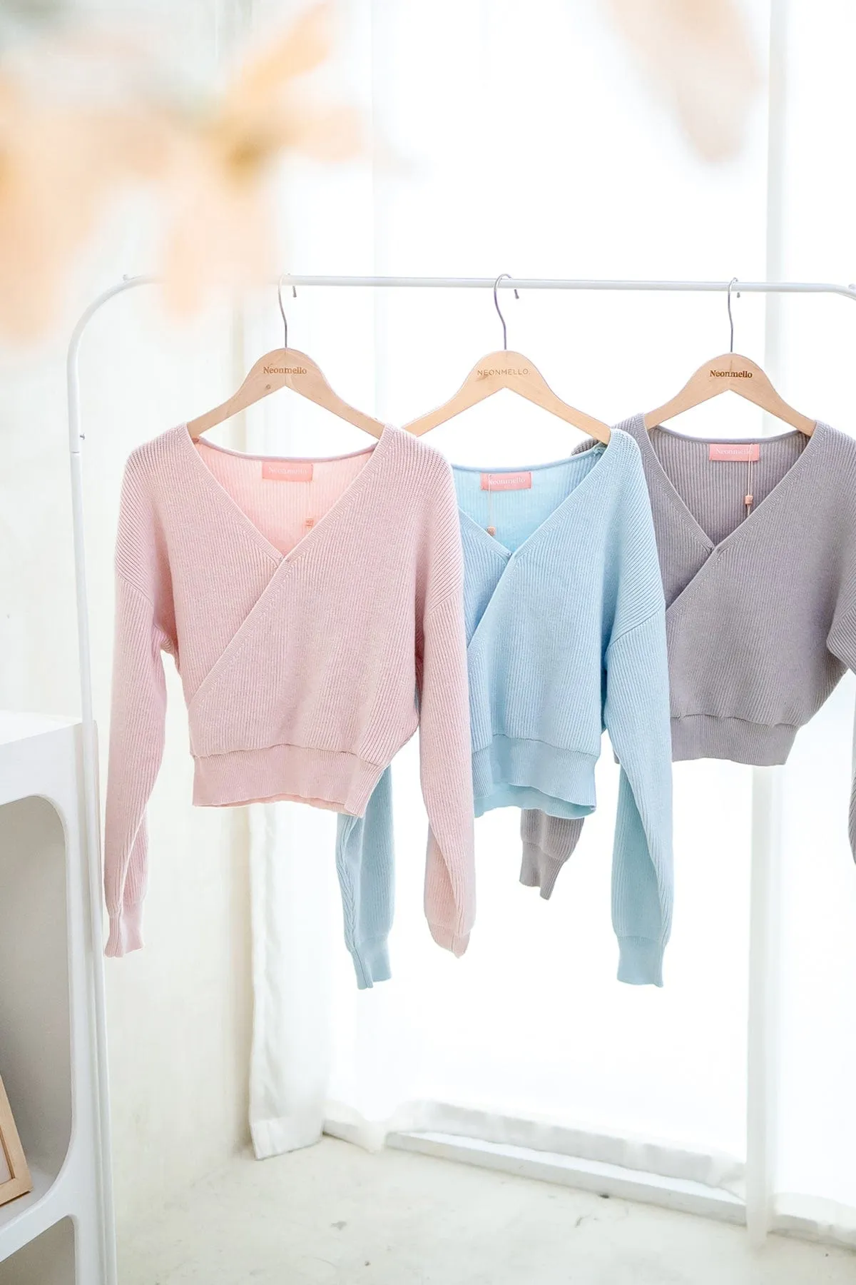 CABANA KNIT TOP IN LIGHT BLUE