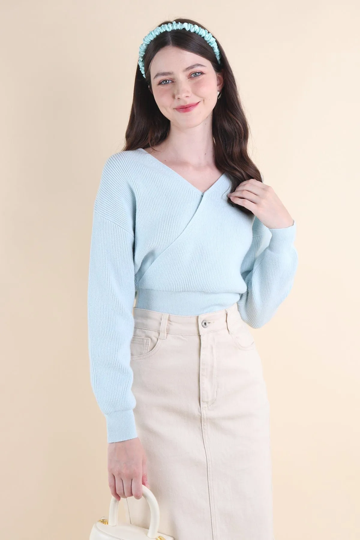 CABANA KNIT TOP IN LIGHT BLUE