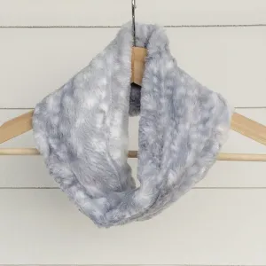 Chickadee Luxe Cuddle Infinity Scarf in Silver Fawn Minky