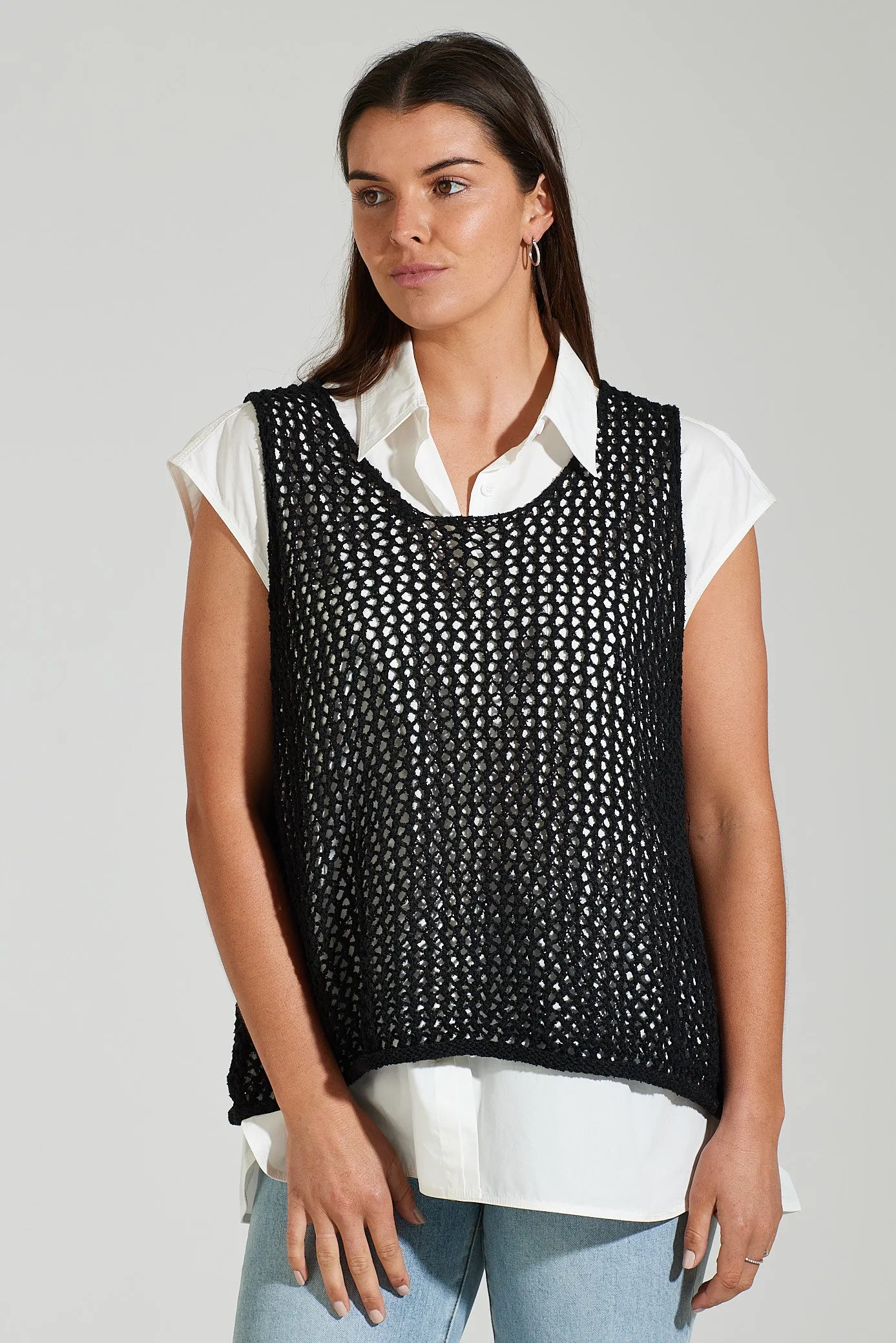 DELTA KNIT VEST