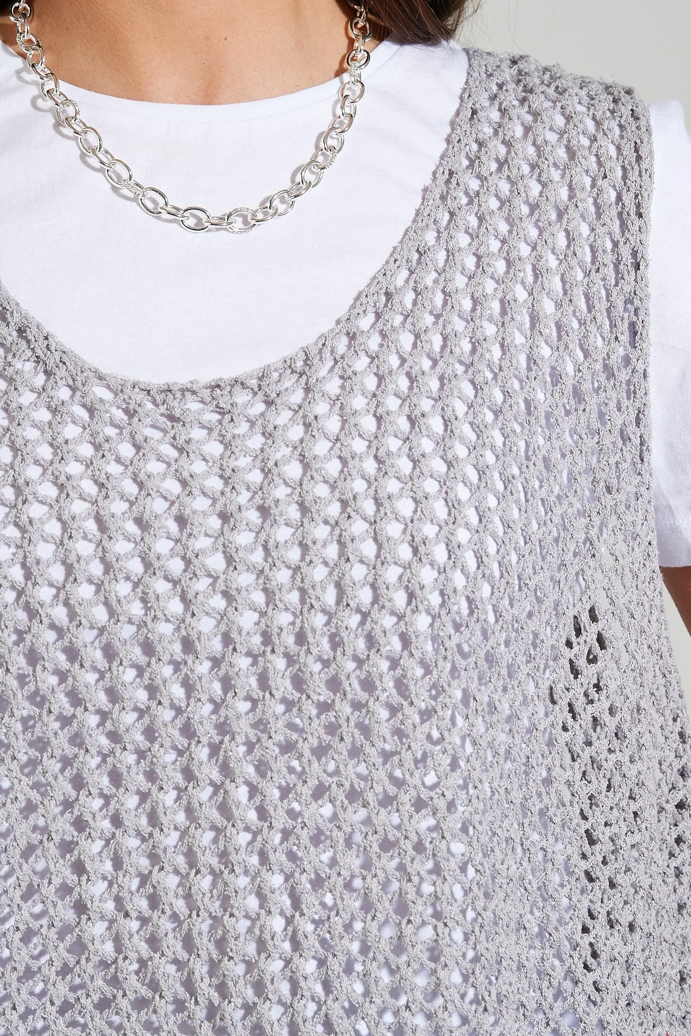 DELTA KNIT VEST