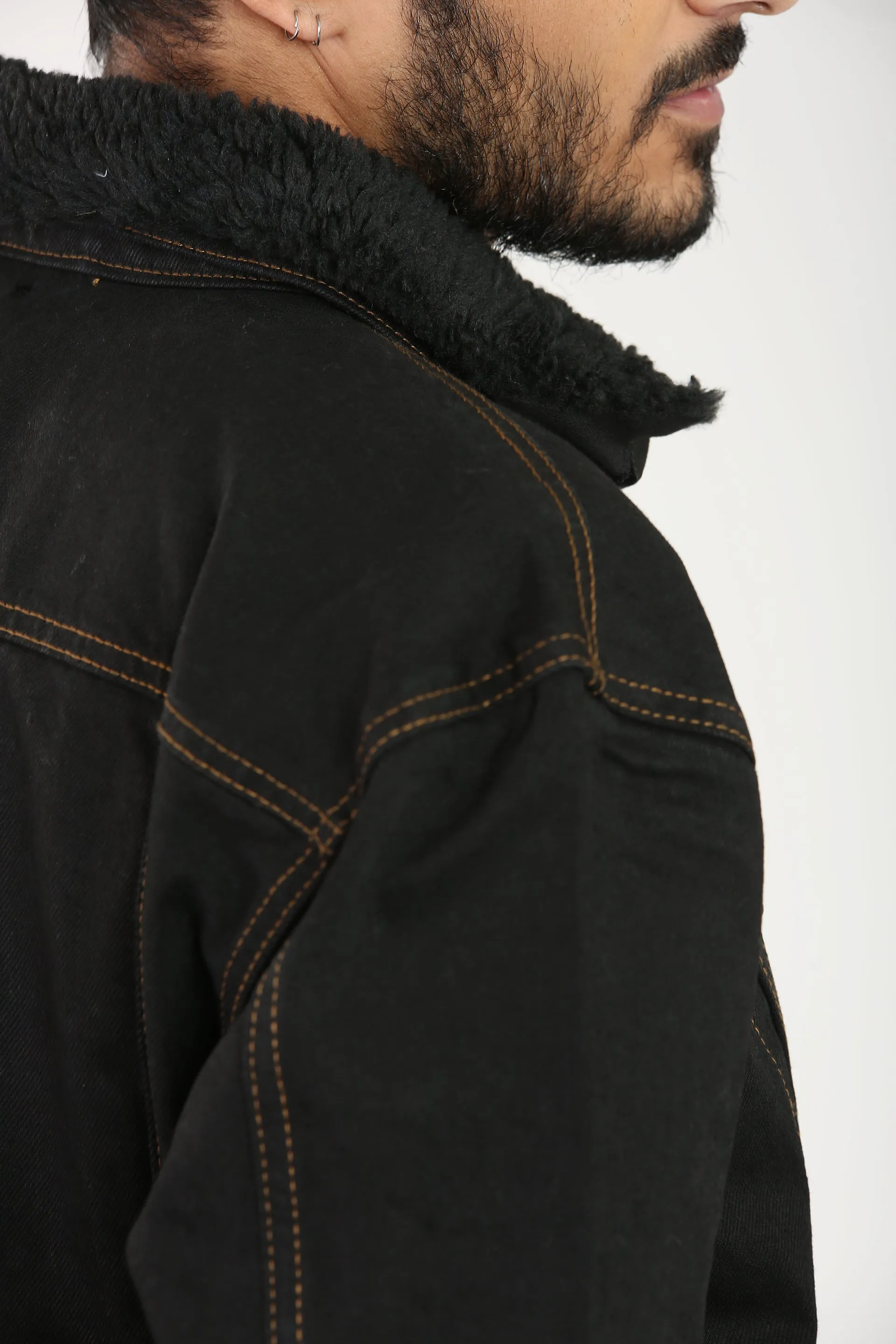 GM Jacket Black Sherpa