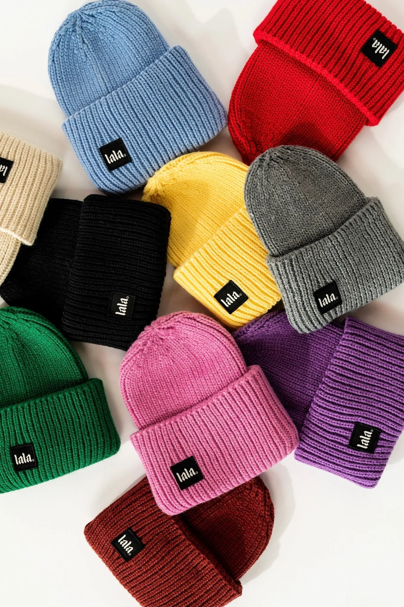 Grunge Chic Label Beanie in Butter Yellow