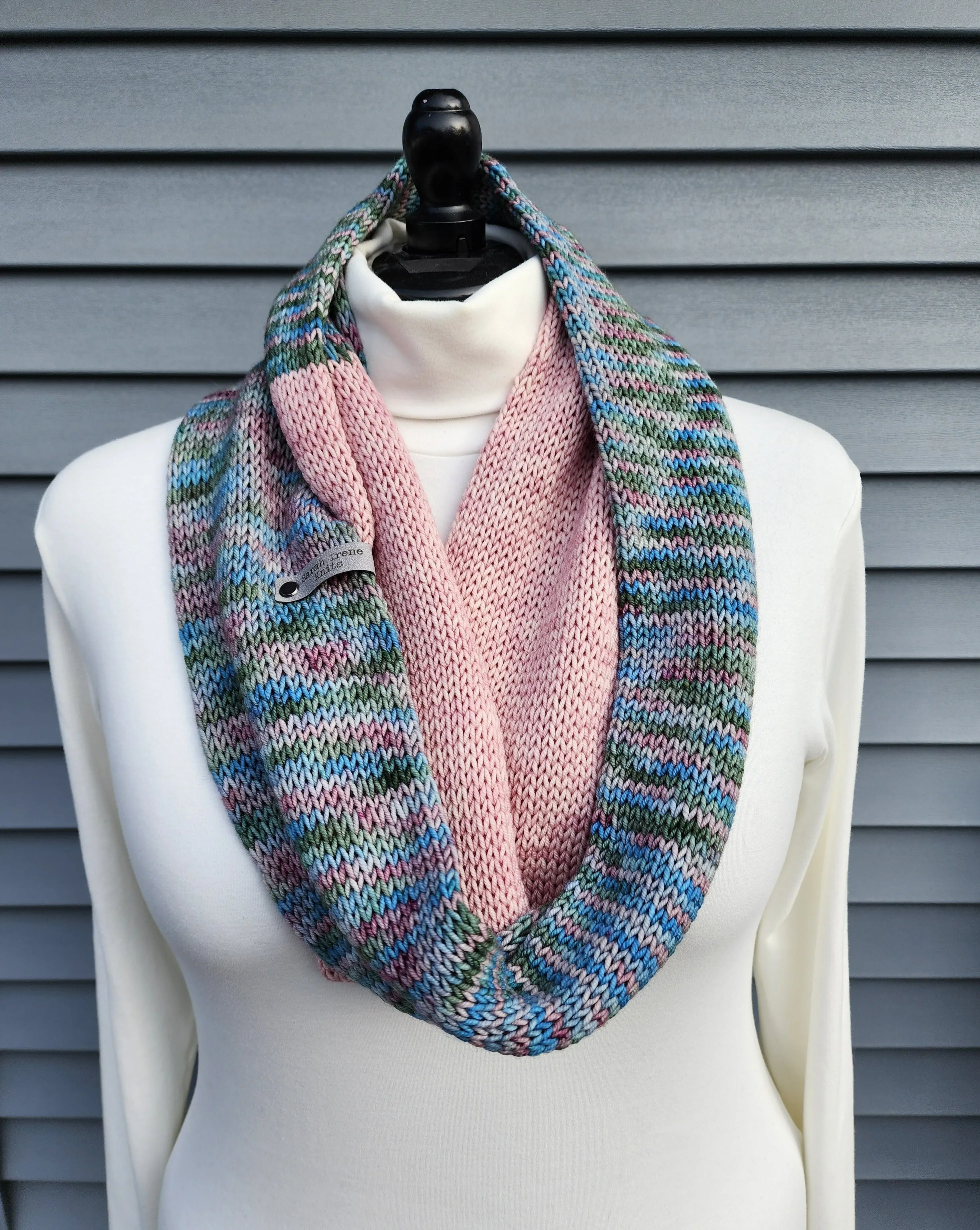 Infinity Scarf - Multicolor and Pink