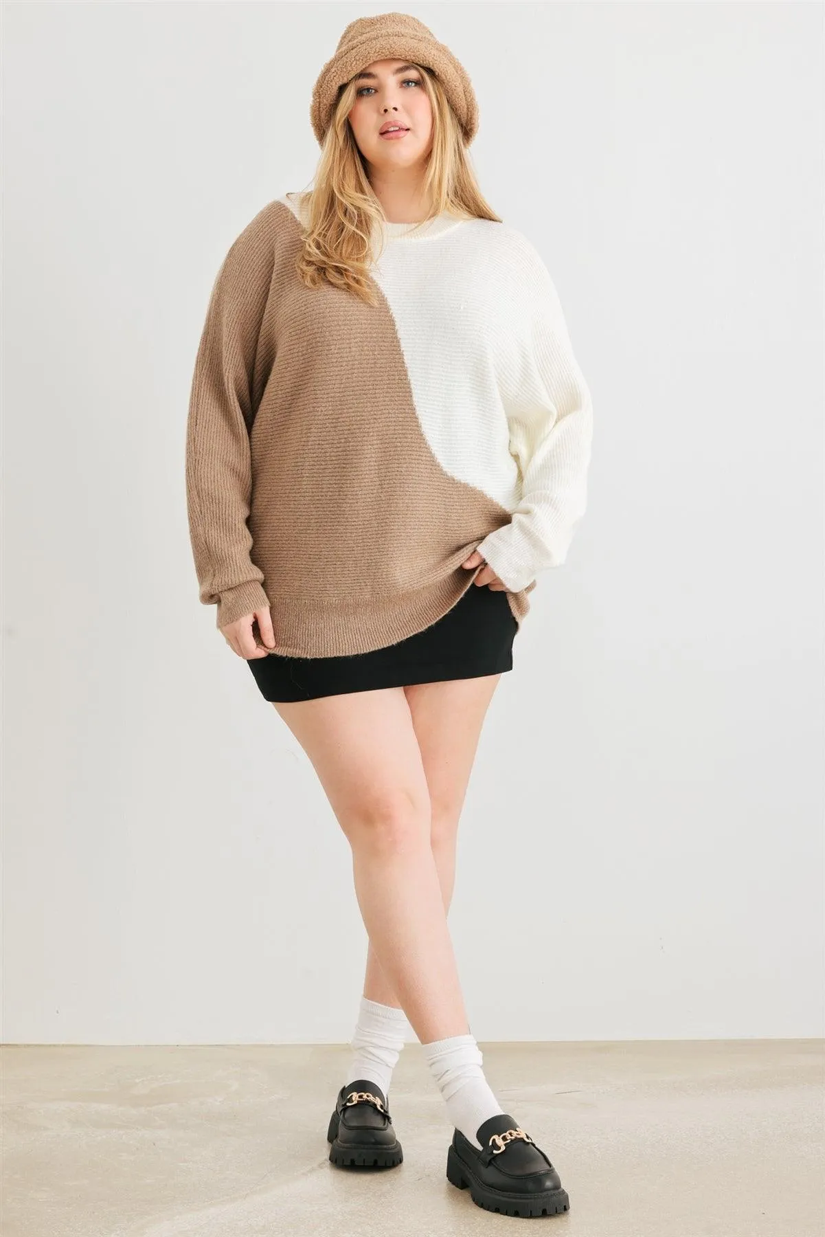 Junior Plus Taupe & Ivory Knit Crew Neck Long Sleeve Sweater /2-3-1