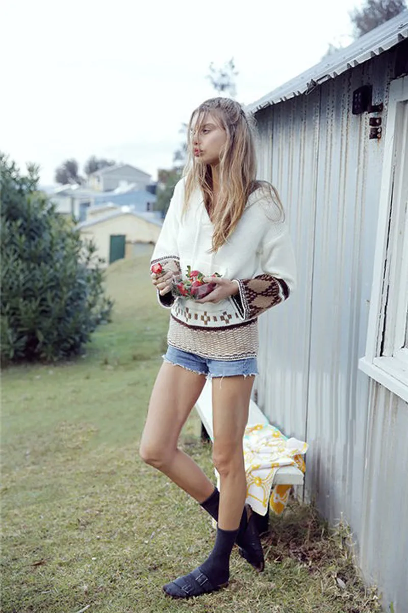 Knitted Embroidered Hooded Sweater