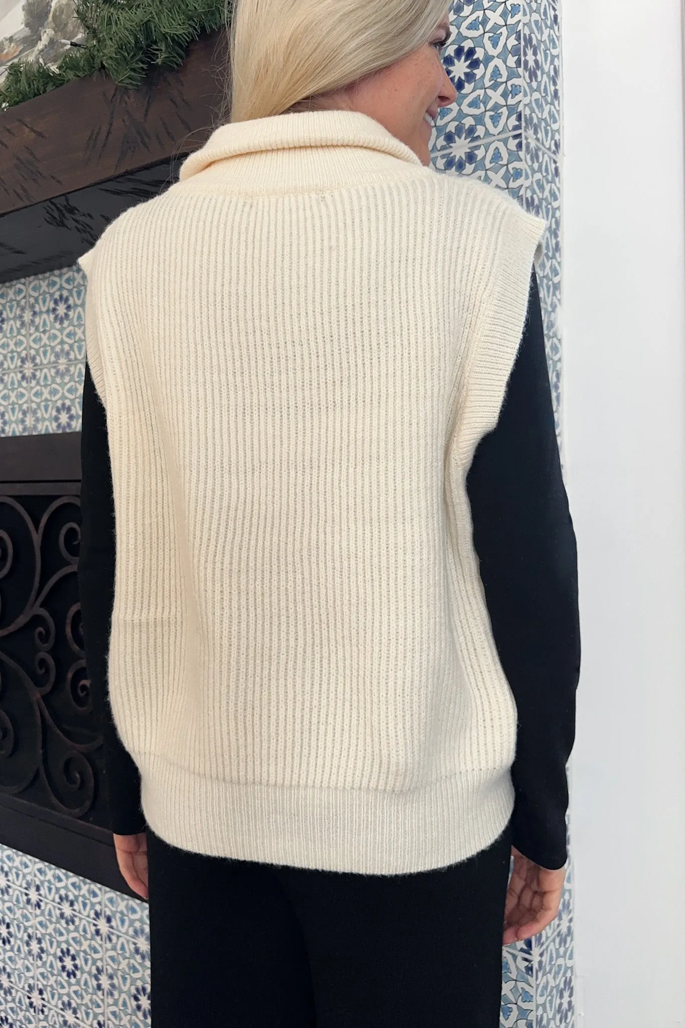 Lincoln Park Zip Up Sweater Vest