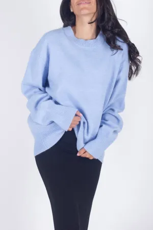 OVERSIZED SWEATER (LIGHT BLUE)