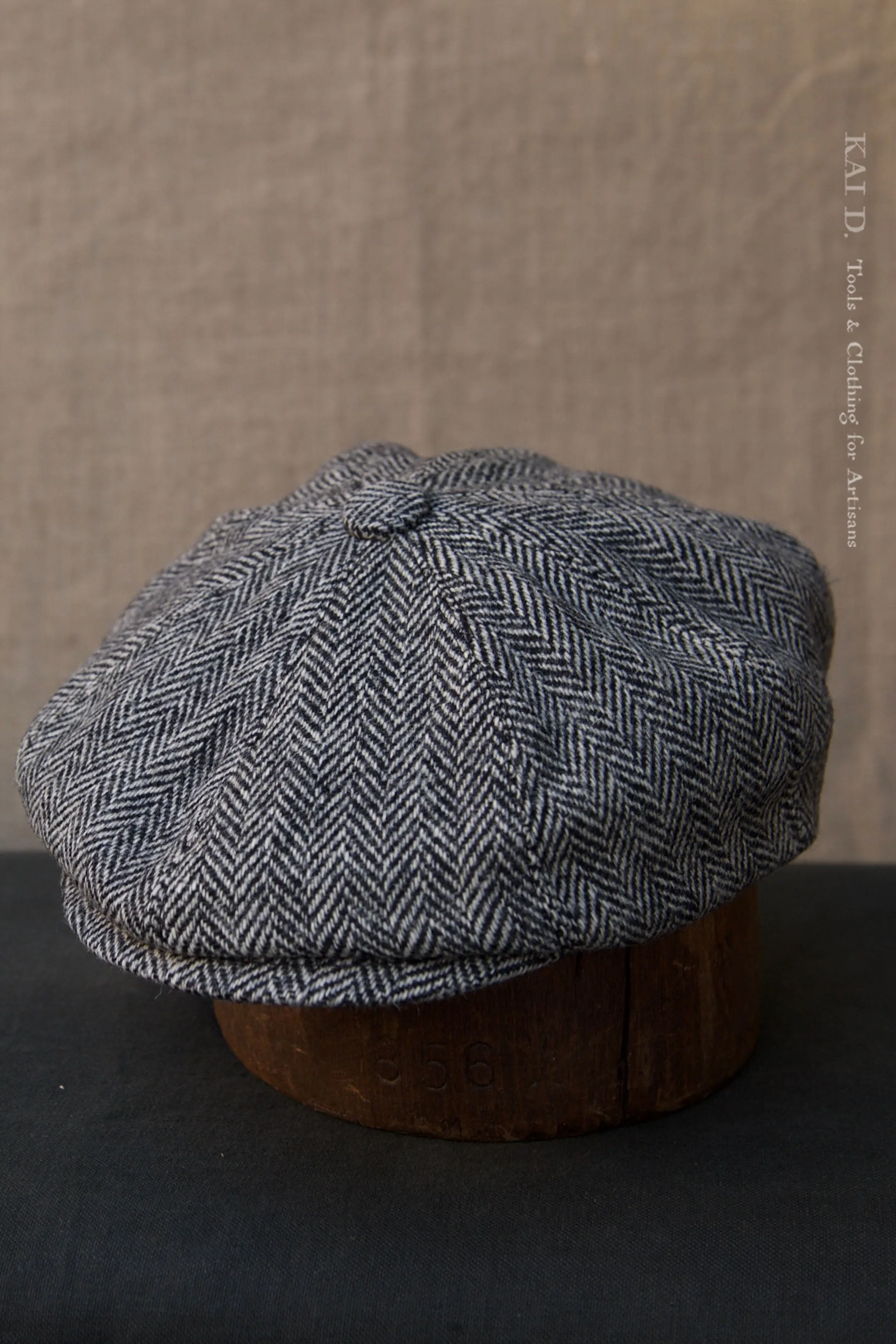 Peaky Hat - Harris Tweed - M, L, XL