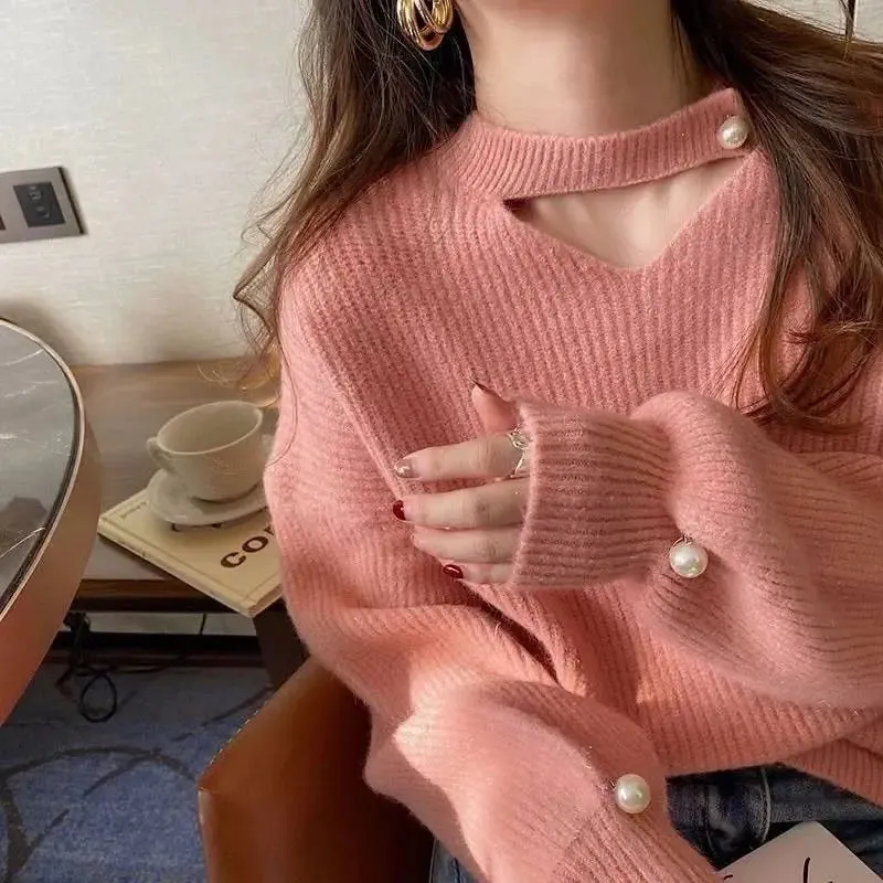 Pearl Full Sleeved Loose Knit Sweater