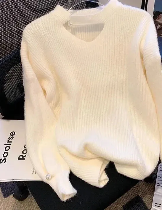 Pearl Full Sleeved Loose Knit Sweater