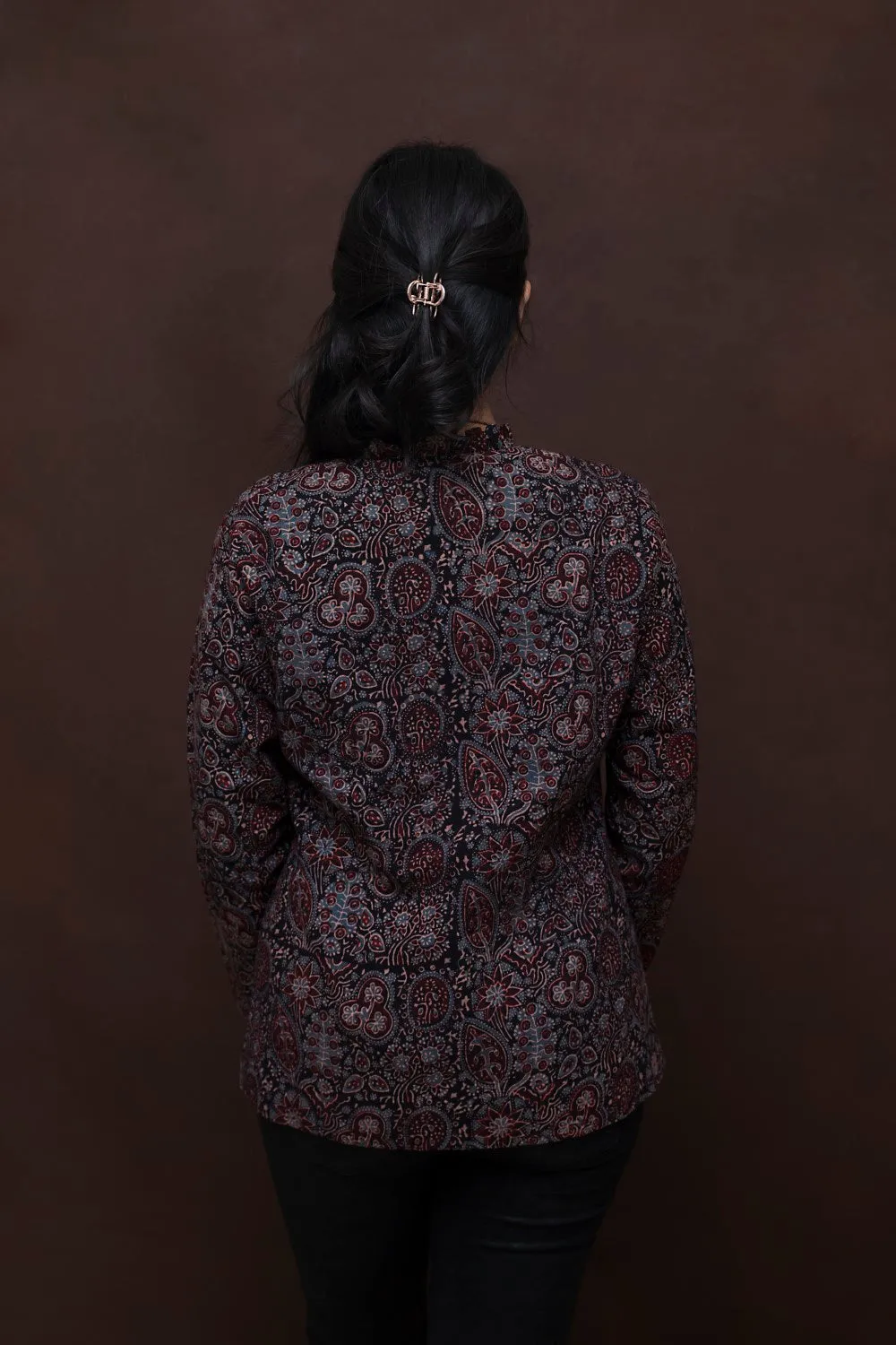 Pleated neck Jacket