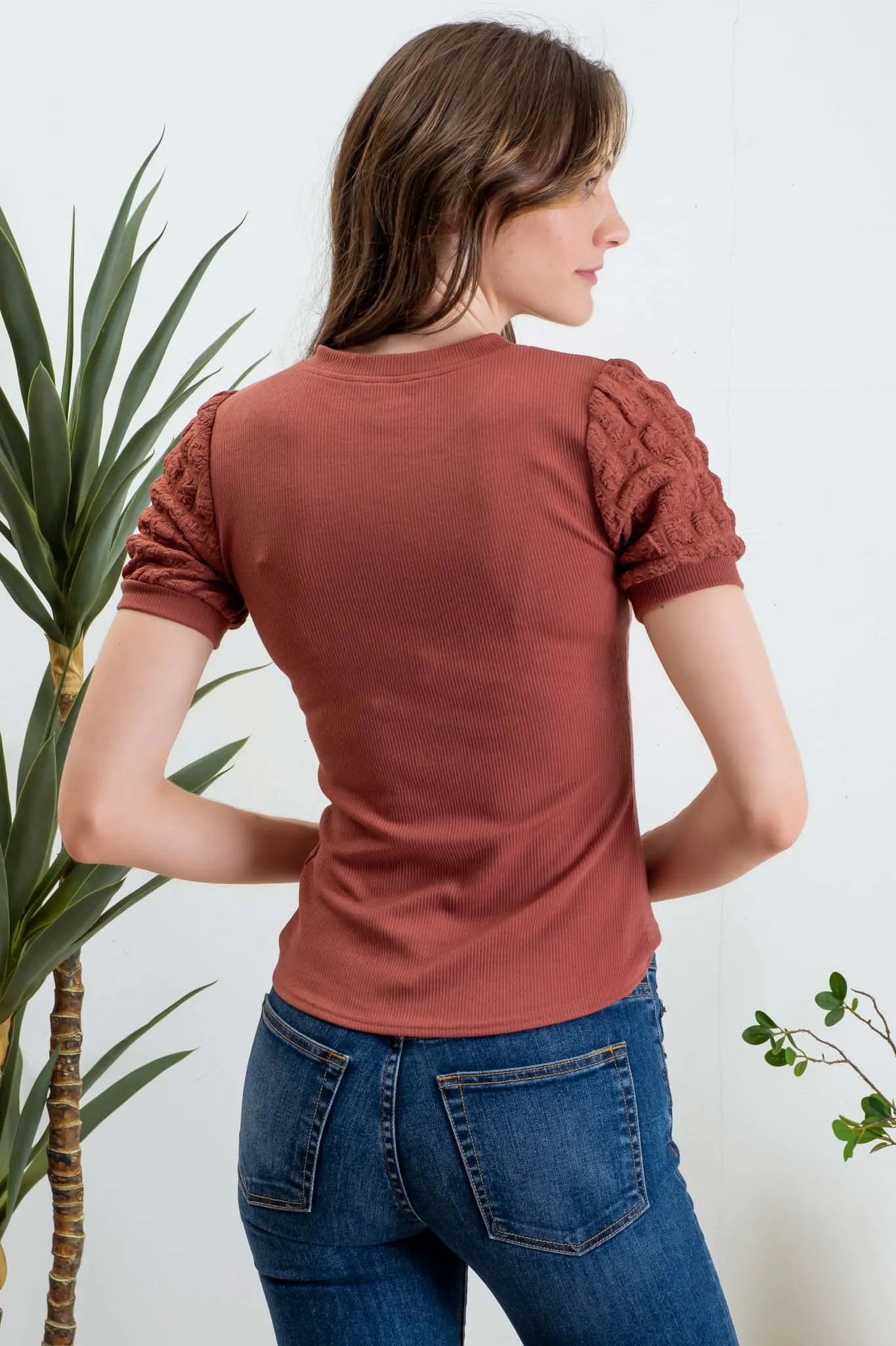 POPCORN SLEEVE KNIT TOP