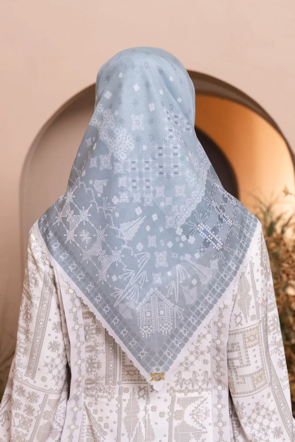 Pre Order - Senggala Scarf Minty Winter