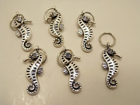 Seahorses: Set of 6 Stitch Markers