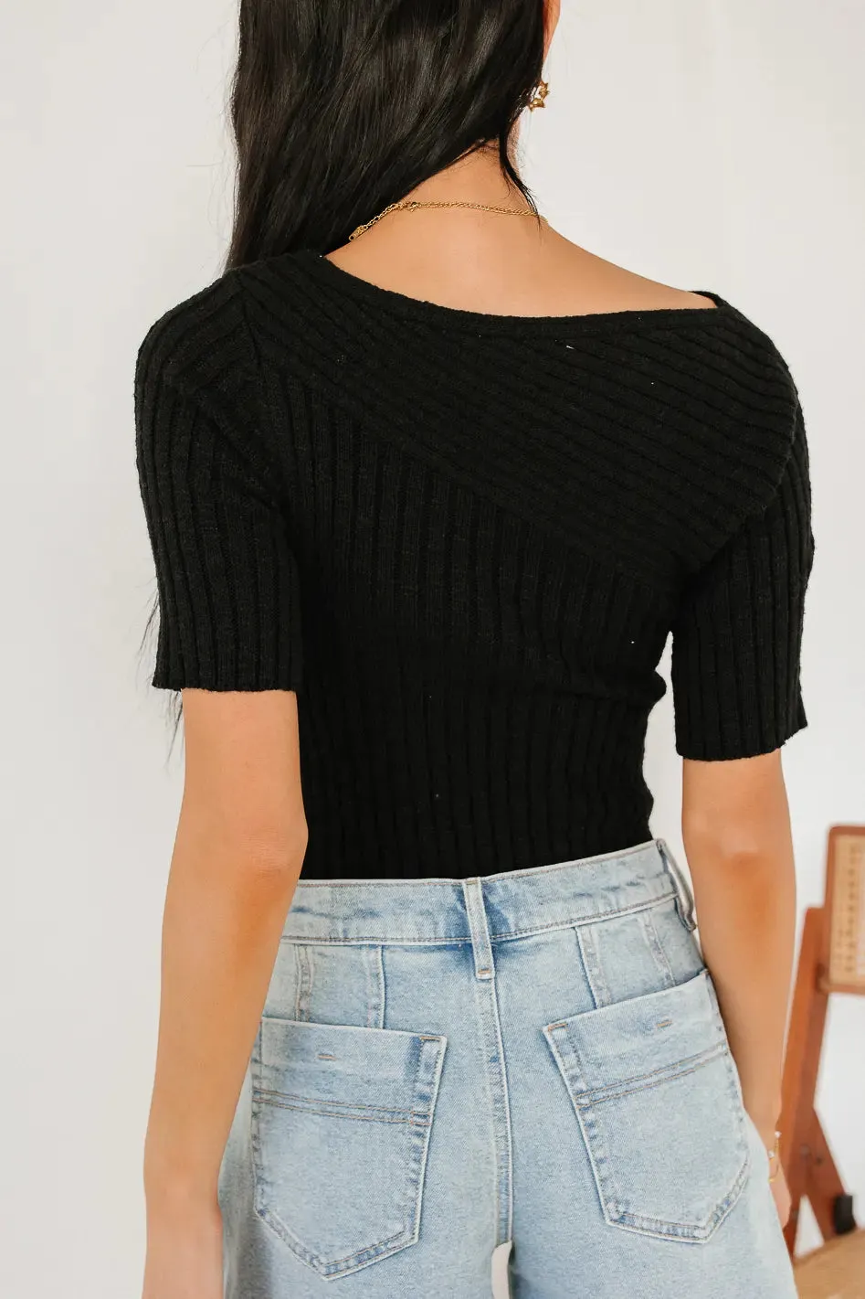 Toni Sweater Top in Black