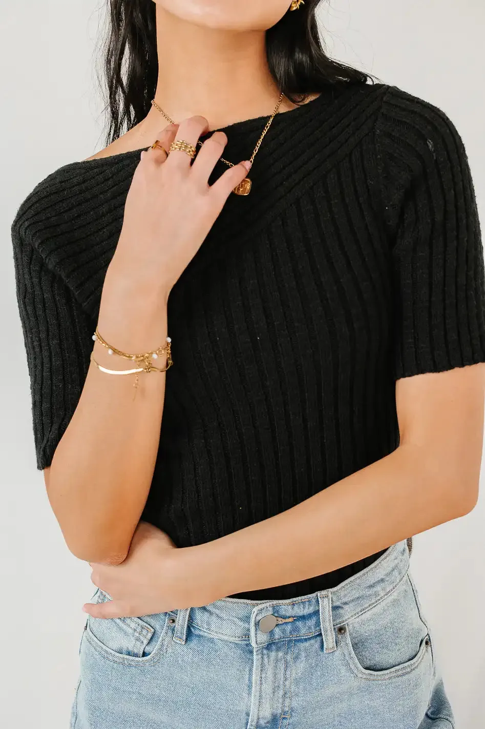 Toni Sweater Top in Black