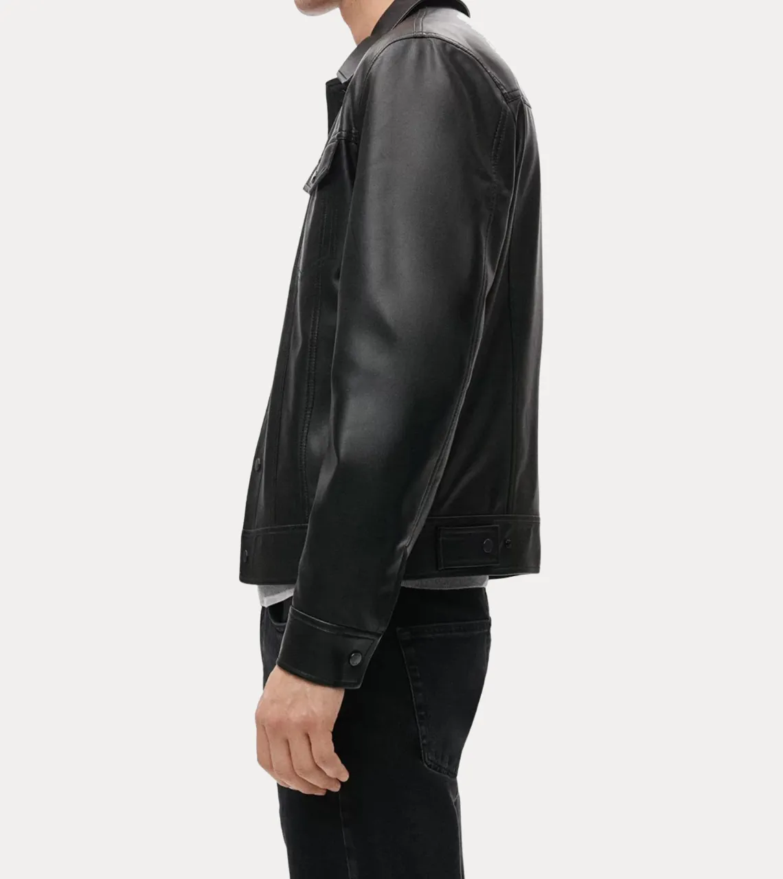 Voguish Black Men's Leather Jacket