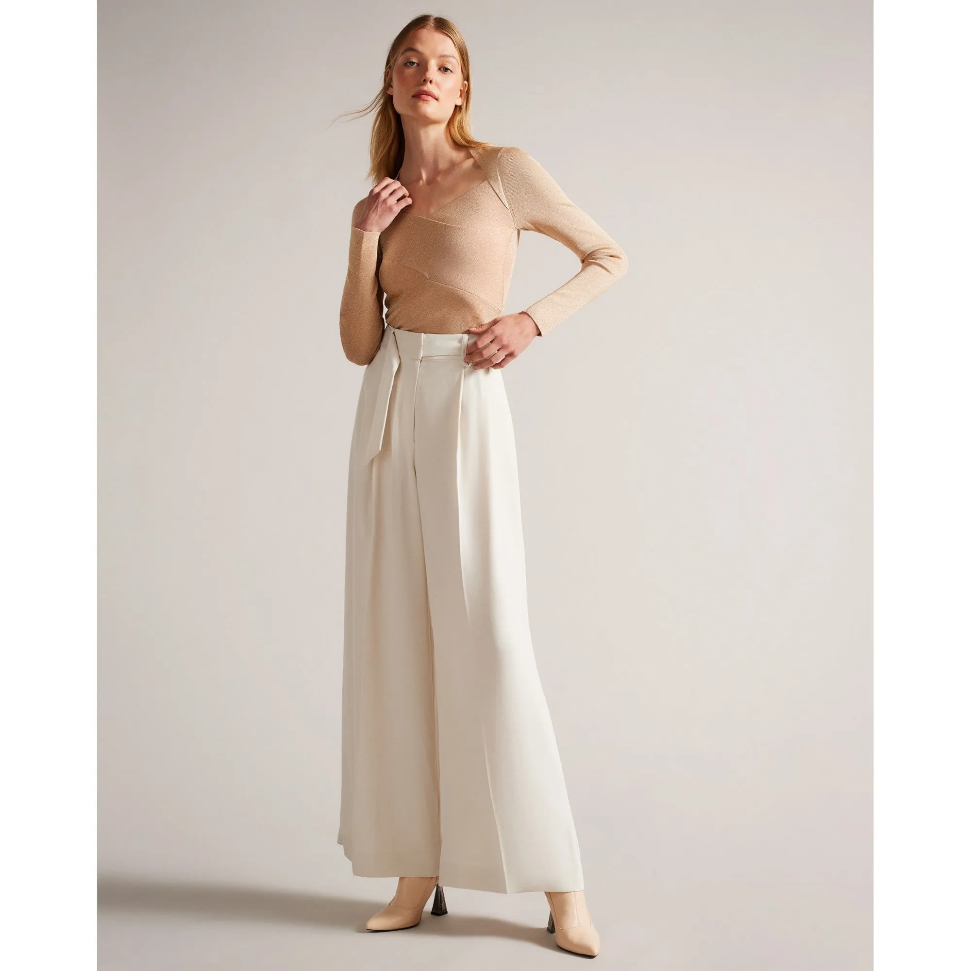 Women Wmk-Eloisy-Slim Fit Crossover Knit Top - Dusky-Pink